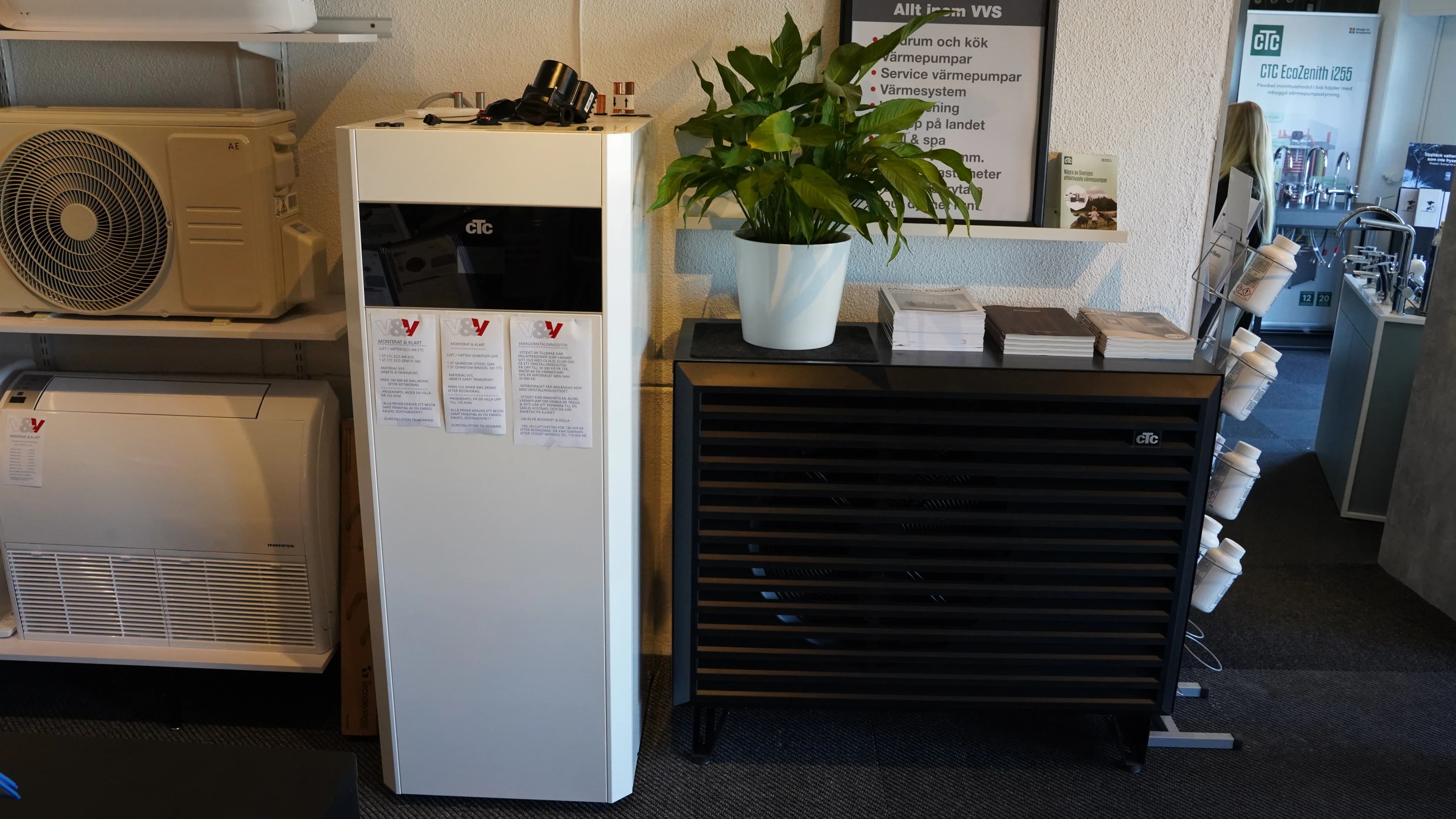 CTC värmepump i showroom hos Vatten & Värme i Västervik.